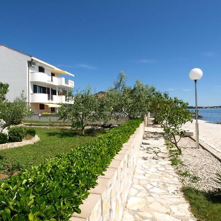 Apartment Maras-1 By Interhome Diklo Exterior photo